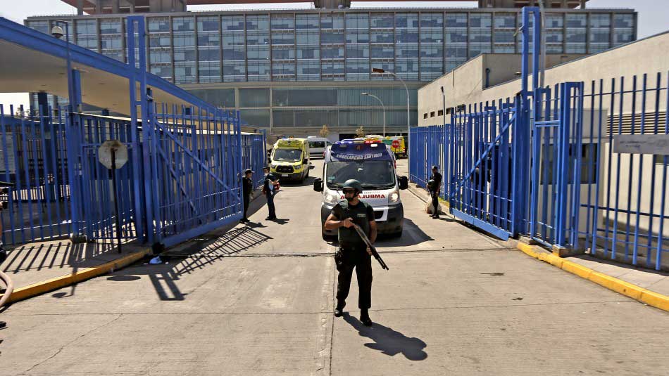 Entrada cárcel de Santiago