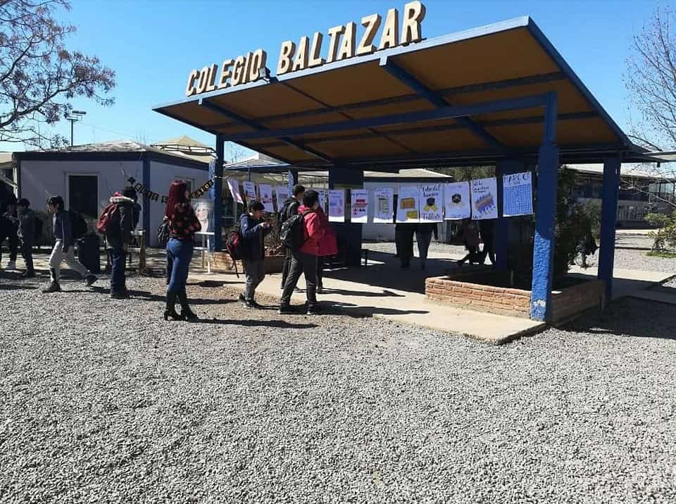 Entrada del colegio Baltazar en talca