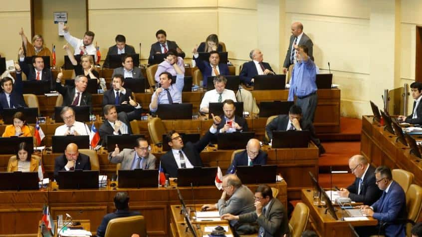 foto de un sector de la cámara de diputados que votó por aprobar esta medidad