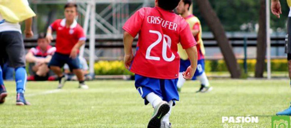 jugador selección chilena talla baja