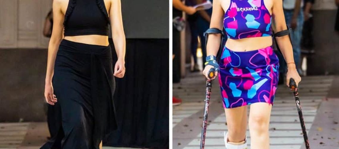 Imagen con dos fotos (una a cada mitad). En la primera aparece una mujer con protectores auditivos y un vestido negro desfilando en una pasarela, y en la otra foto aparece otra mujer en la misma pasarela con vestido morado, lentes de sol y caminando con apoyo de muletas.