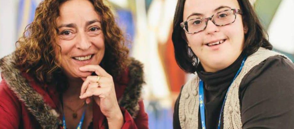 dos mujeres