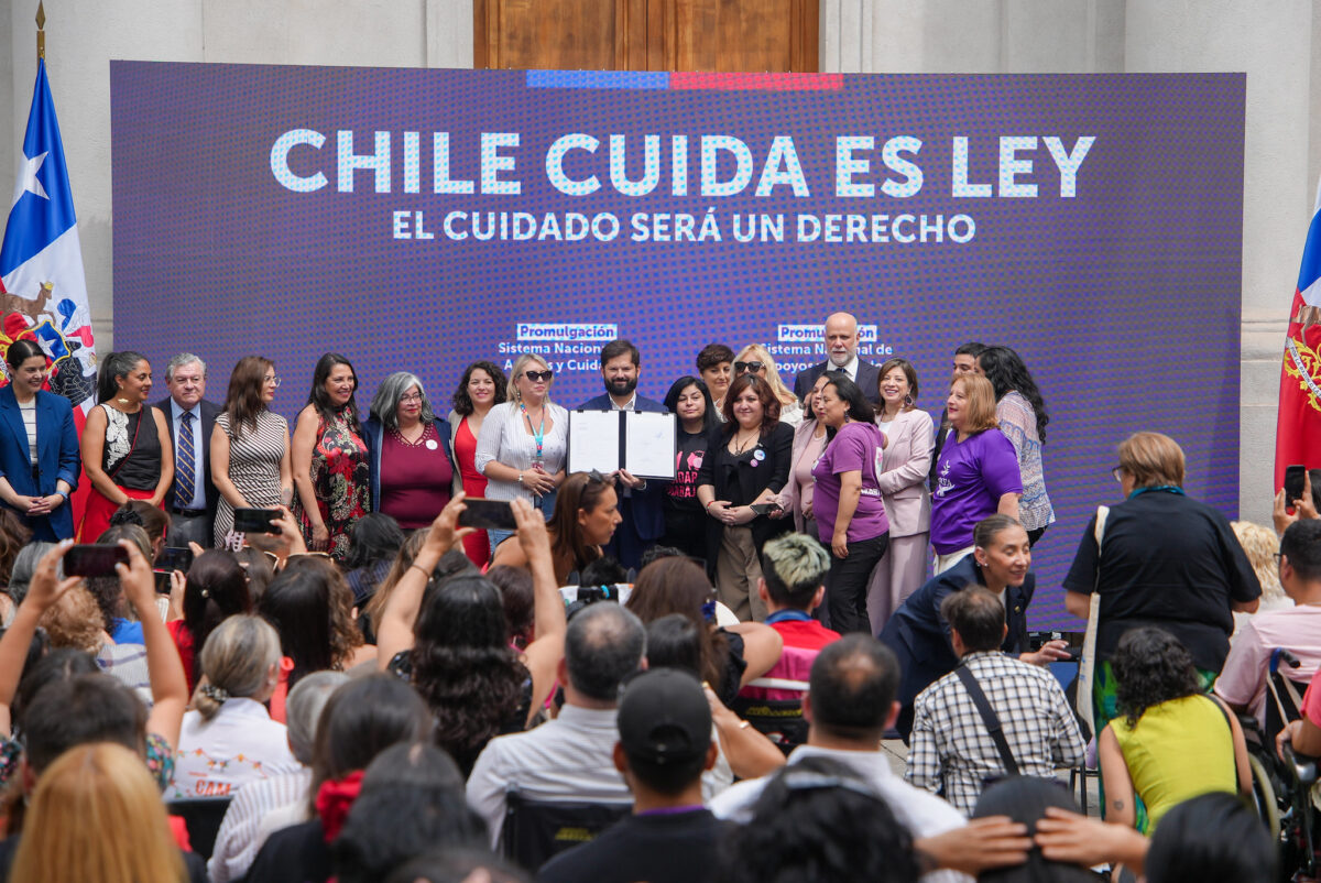 Promulgacion-ley-Chile-Cuida